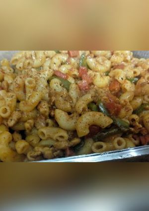 A picture of Tikka macaroni.