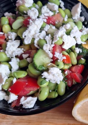 O poză a rețetei Salata cu edamame🫛 și legume🍅🥒🌶.