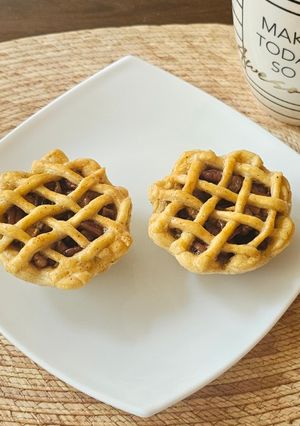 Una foto de Mini tartas de nuez y manzana