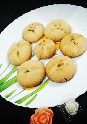 नानखटाई (मेरठ की प्रसिद्ध नानखटाई) रेसिपी मुख्य फोटो