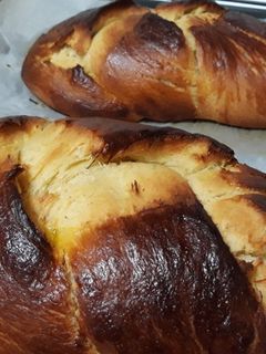 Φωτογραφία της συνταγής Πασχαλινά τσουρέκια πανεύκολα όνειρο!