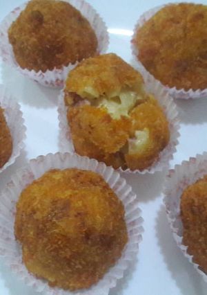 Foto resep Bola bola macaroni dan keju / mac n cz ball isi mozzarella