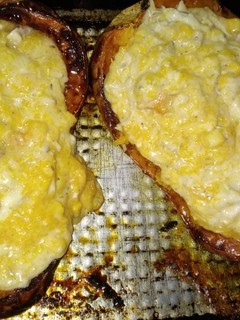 Una foto de Zapallo relleno de choclo y pollo