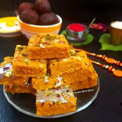 A picture of Besan or Gur ki Burfi.
