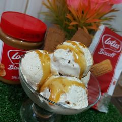 A picture of Lotus Biscoff Ice cream.