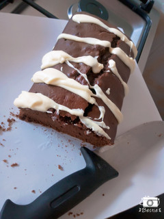 A picture of Chocolate Loaf Cake.