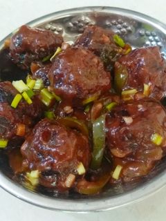 व्हेज मंचुरीअन विथ ग्रेव्ही (Veg Manchurian With Gravy Recipe In Marathi) रेसिपी चे मुख्य फोटो