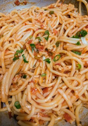 A picture of Long Macaroni pasta.