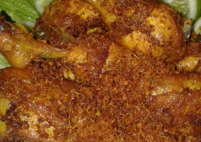 Ayam Goreng Ala Rumah Makan Padang - cookandrecipe.com