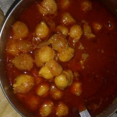 A picture of White chana.