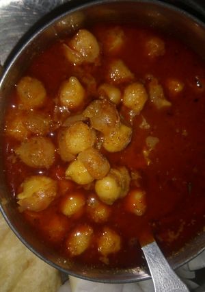 A picture of White chana.