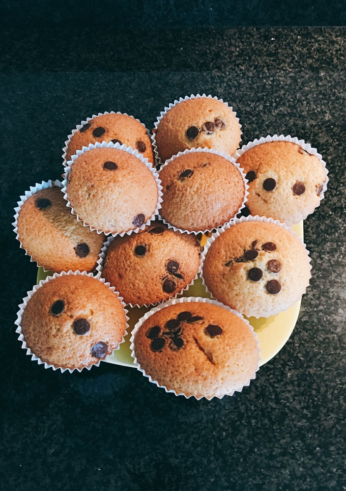 Una foto de Magdalenas con pepitas de chocolate