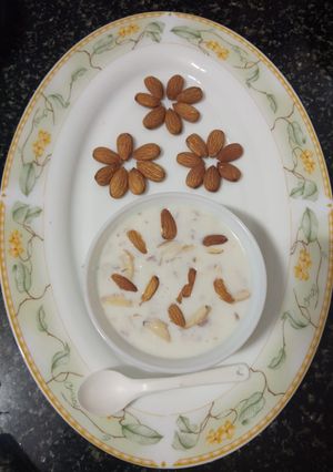 બદામ ખીર(badam kheer recipe in gujarati) રેસીપી મુખ્ય ફોટો