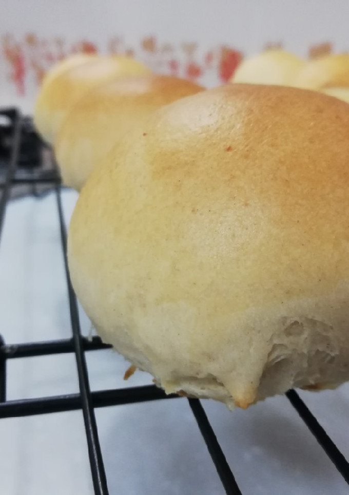 Una foto de Panecillos rellenos de queso🧀