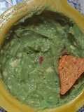 Guacamole y nachos artesanales