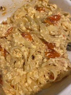 Foto de Massa com Feta e Tomate Cherry