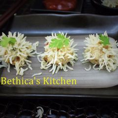 A picture of Chicken Flower Dumplings.