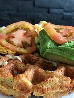 Una foto de Waffles de queso