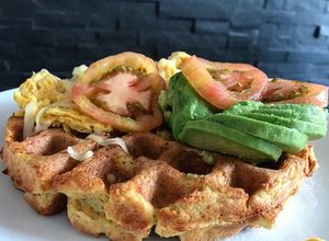 Una foto de Waffles de queso
