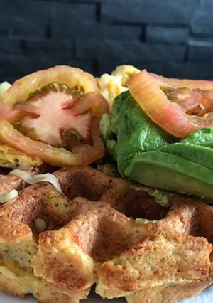 Una foto de Waffles de queso