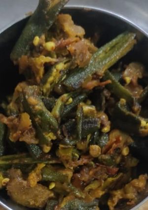 भिंडी (bhindi recipe in Hindi) रेसिपी मुख्य फोटो