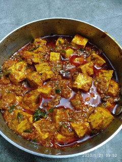 मटर पनीर (matar paneer recipe in Hindi) रेसिपी मुख्य फोटो