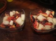 Una foto de postres con higos