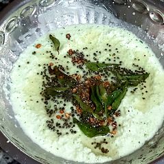 A picture of Coconut chutney for dosa.