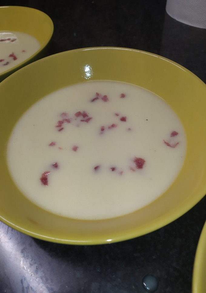 Una foto de Crema blanca. ROBOT MAMBO