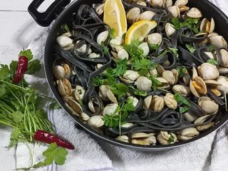 Tagliatelle com Amêijoas à Bulhão Pato