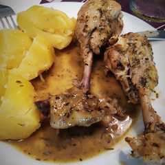 Foto principal de Muslos de pollo estilo asado en olla express