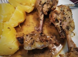 Foto principal de Muslos de pollo estilo asado en olla express