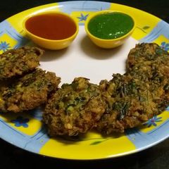 A picture of Moong Dal Vada.