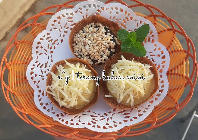 Terang bulan Mini (martabak manis)