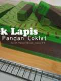 Kek lapis pandan coklat