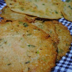 A picture of Spicy lentil flatbread.