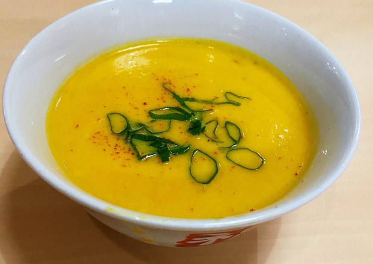Cara Mudah Membuat Cream sup pumpkin dan ayam Sempurna