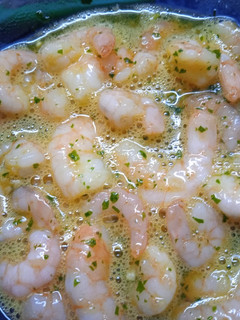 Una foto de Langostinos rebozados al horno