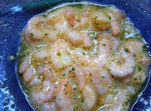Una foto de Langostinos rebozados al horno