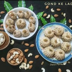 A picture of Gond Ke Laddu.