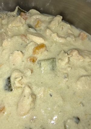 Una foto de Pollo al curry verde