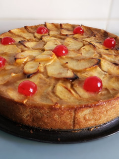 Una foto de Tarta de manzana y plátano