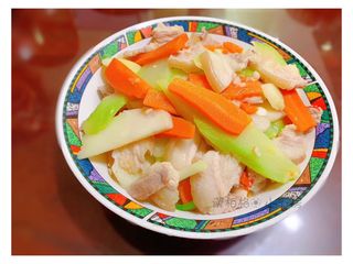 佛手瓜炒五花肉燴時蔬