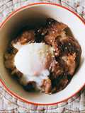 ข้าวหน้าเนื้อไข่ออนเซ็น