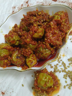 ગુંદા નું અથાણું (Gunda Athanu Recipe In Gujarati) રેસીપી મુખ્ય ફોટો