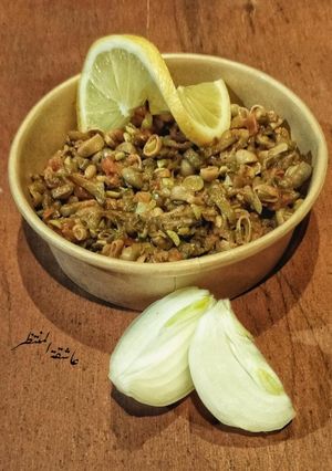 صورة لوصفة فول اخضر بالزيت مع بندورة وبصل
