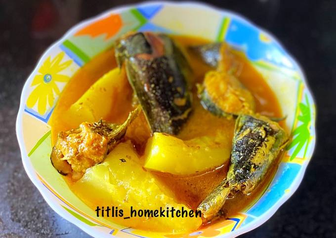 3 Spices Magur Macher Jhol aka Asian Catfish