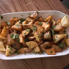 A picture of Batata harra.
