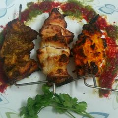 Tri-coloured chicken kebab(Coriander,Malai and spicy orange) A picture of Tri-coloured chicken kebab(Coriander,Malai and spicy orange).
