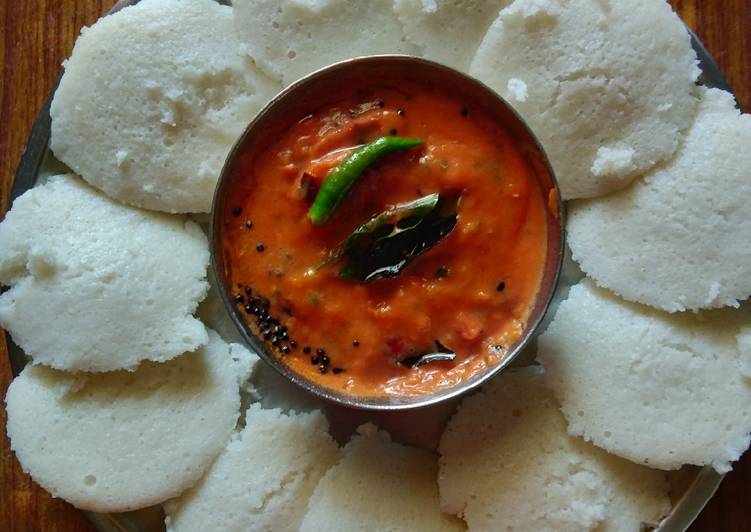 Simple Way to Make Ultimate Idly chutney round table